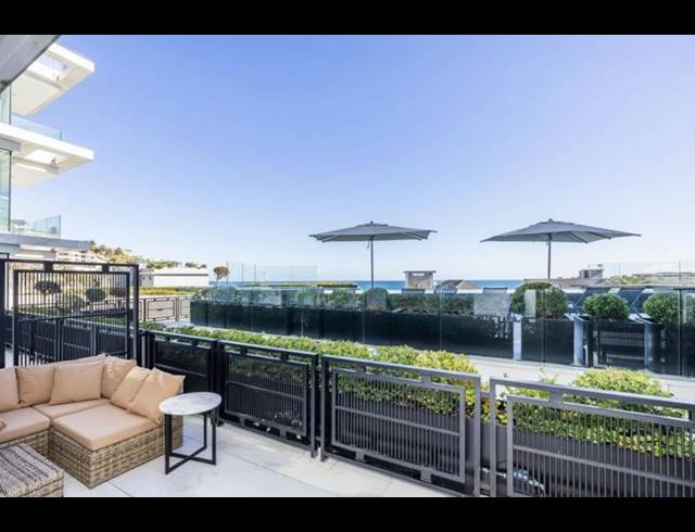 3 BEDROOM APARTMENT FOR SALE IN BANTRY BAY